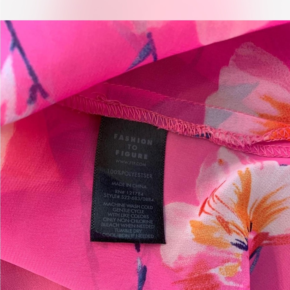 Sheer Fashion to Figure HotPink Floral Button-Up Blouse size XXL - Picture 5 of 7